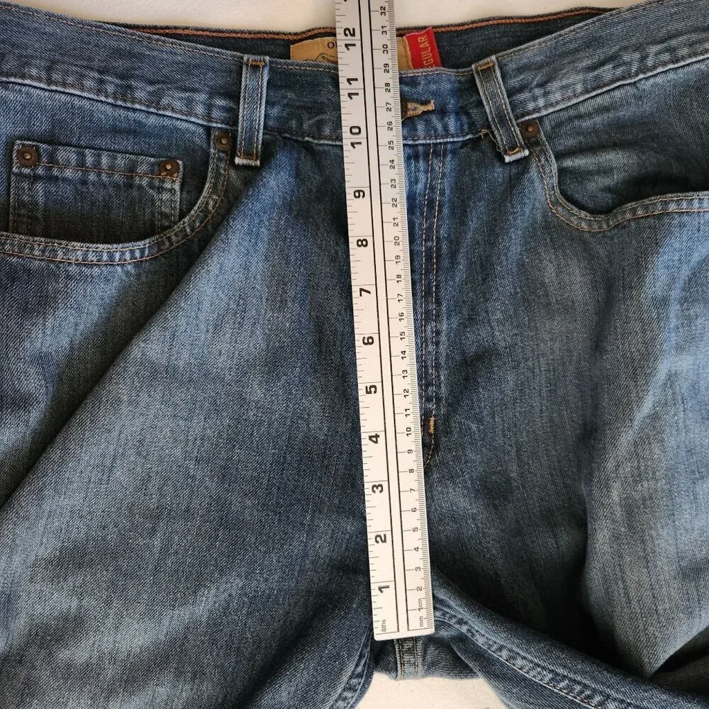 Old Navy Mens Regular Fit Denim Jeans Authentic Classic Blue Wash 32x32